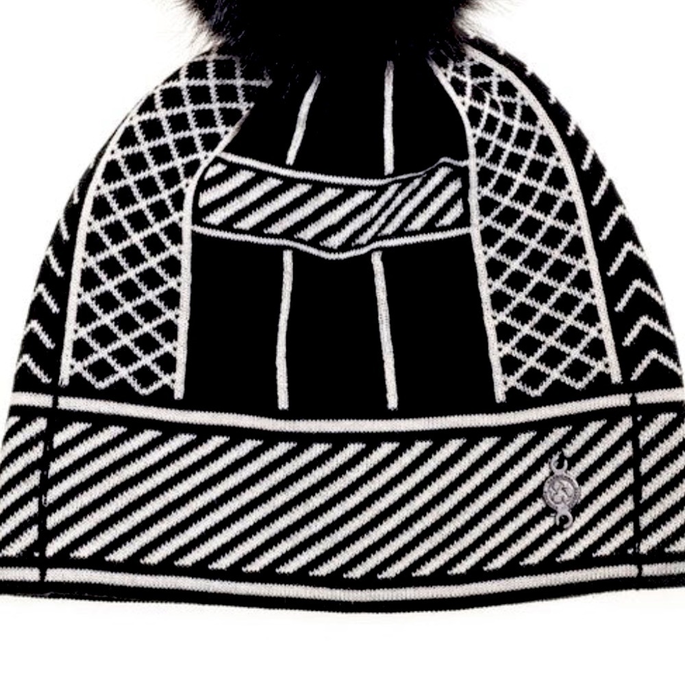 JACQUARD BEANIE by Harricana Canada without fur pom priced accordingly NWT